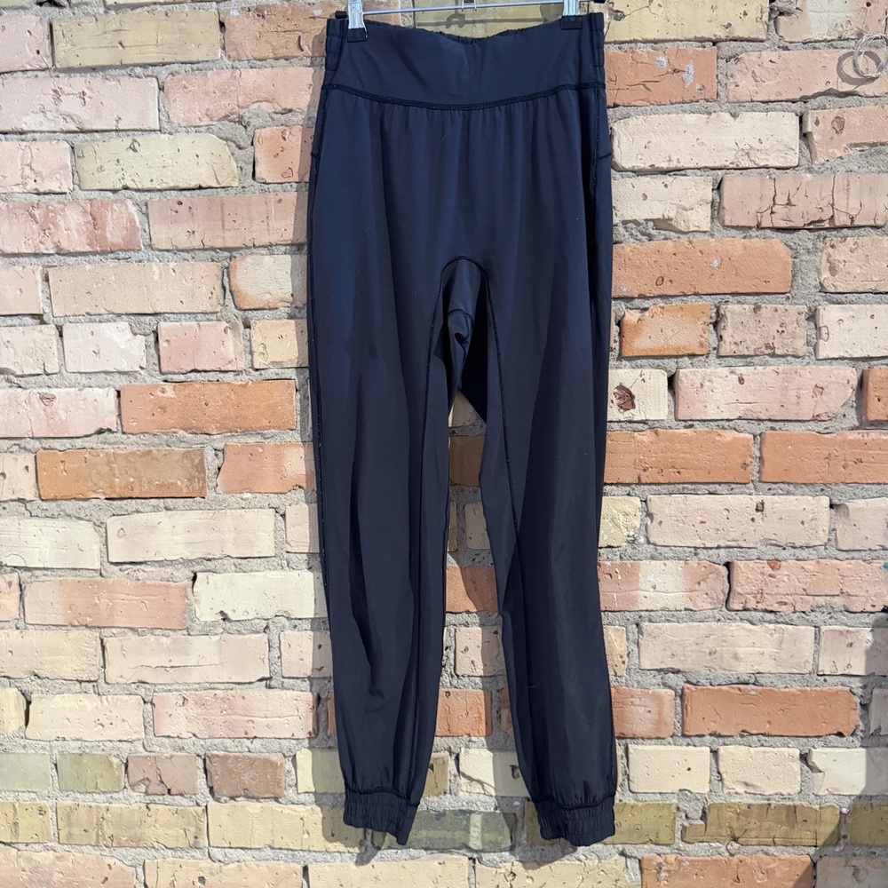 Size 4 Lululemon joggers